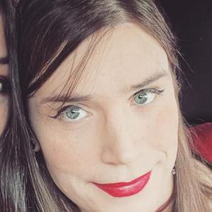 Trish, 39, woman
