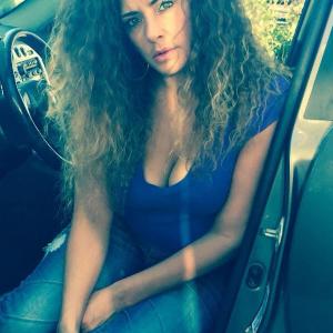 Melissa|||Melissa, 47, woman