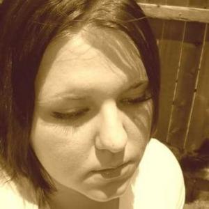 Megdelana, 38, woman