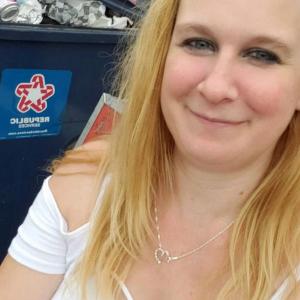 Wrenley|||, 33, woman