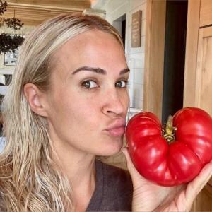 Lilly Brown |||, 34, woman