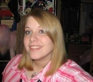 Julieeyre, 31, woman